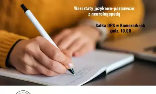 dłoń z długopisem